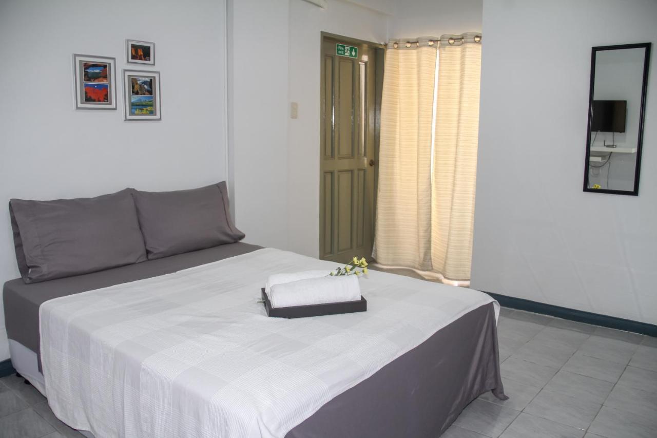 37 négyzetméteres stúdió Apartman 1 fürdőszobával Makati területén Manila Kültér fotó