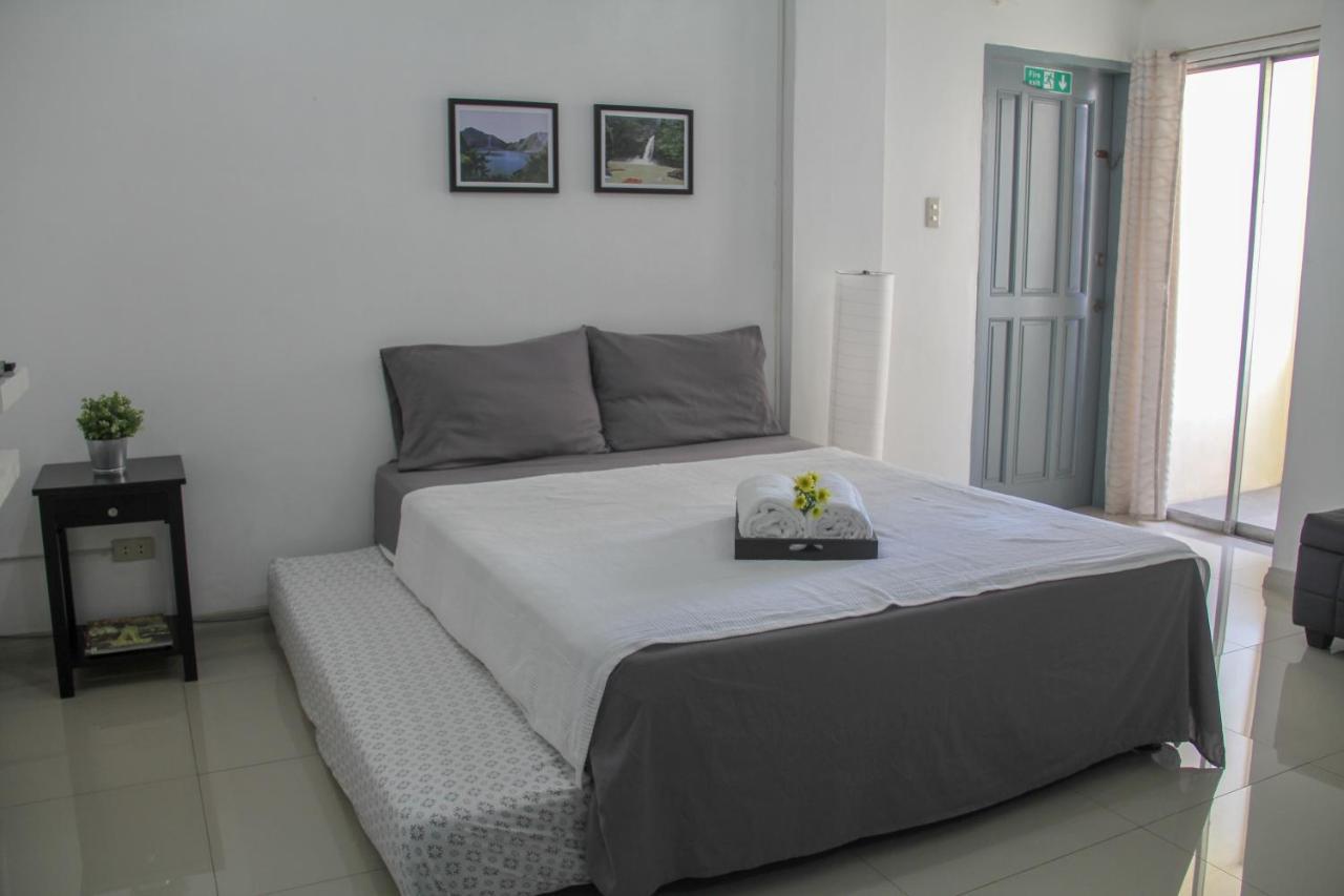 37 négyzetméteres stúdió Apartman 1 fürdőszobával Makati területén Manila Kültér fotó
