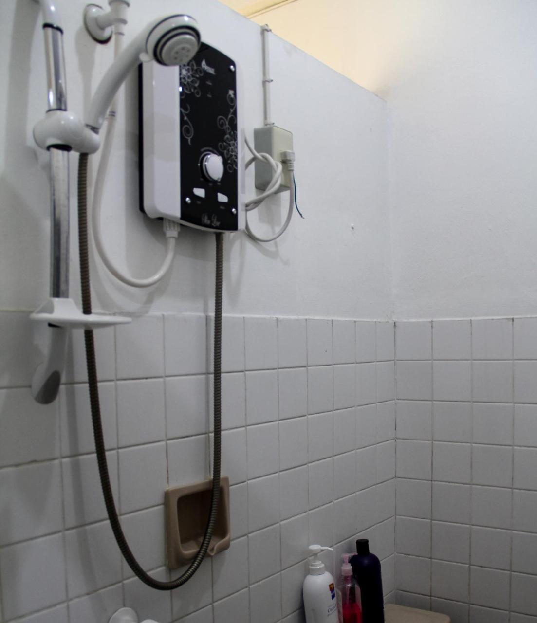 37 négyzetméteres stúdió Apartman 1 fürdőszobával Makati területén Manila Kültér fotó