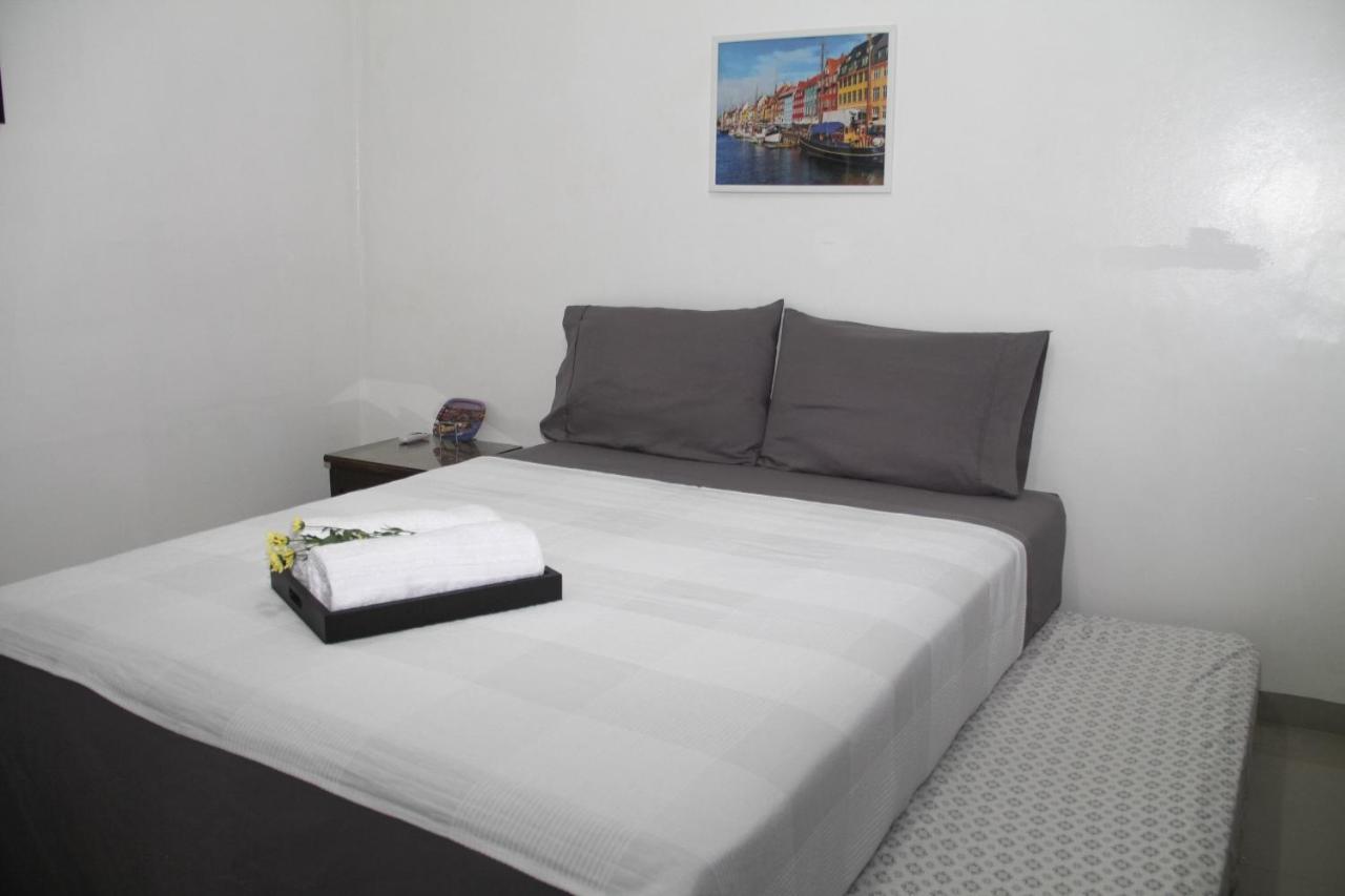 37 négyzetméteres stúdió Apartman 1 fürdőszobával Makati területén Manila Kültér fotó