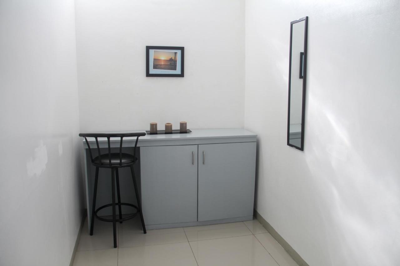 37 négyzetméteres stúdió Apartman 1 fürdőszobával Makati területén Manila Kültér fotó
